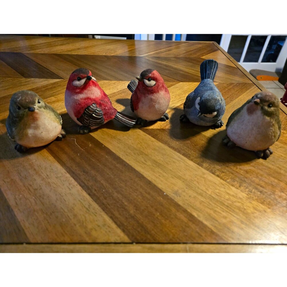 Set of 5 Small Bird Figurines Decorative Collectible Figurine Set